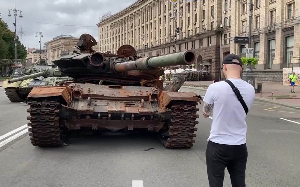 CADE KIEV. ARRIVA LA GUERRA